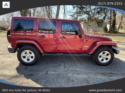 2013 Jeep Wrangler Unlimited Sahara