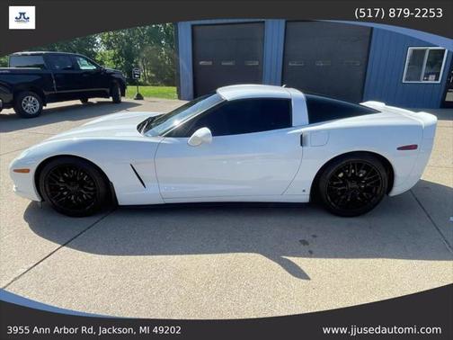 2005 Chevrolet Corvette Base