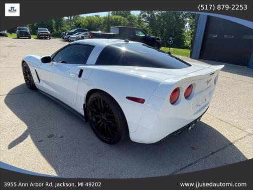 2005 Chevrolet Corvette Base