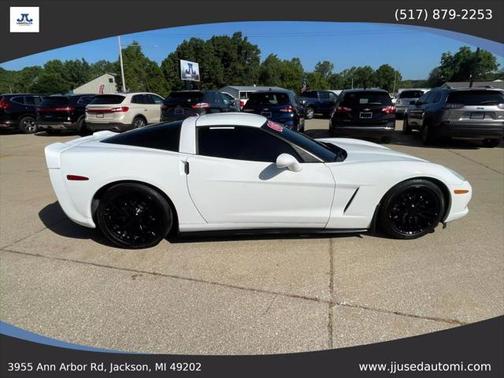 2005 Chevrolet Corvette Base