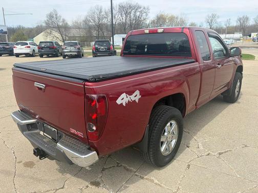 Red 2011 GMC Canyon SLE