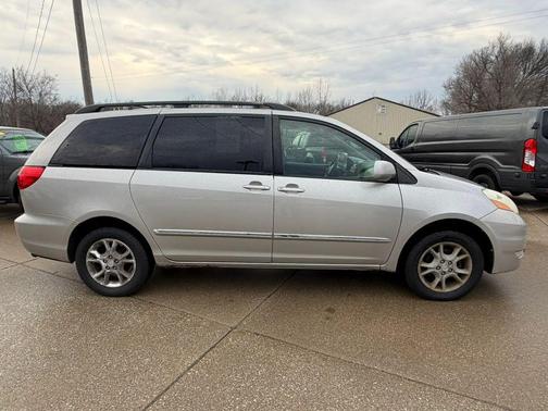 2006 Toyota Sienna XLE Limited