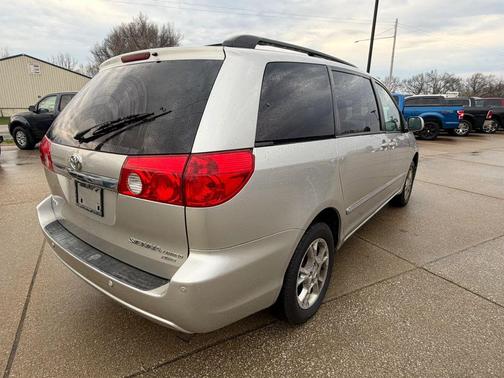 2006 Toyota Sienna XLE Limited