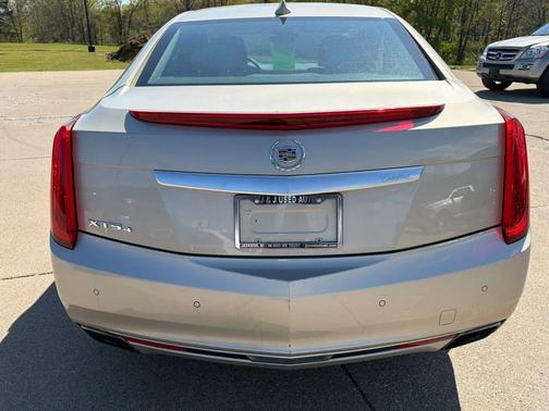 Gold 2015 Cadillac XTS Luxury