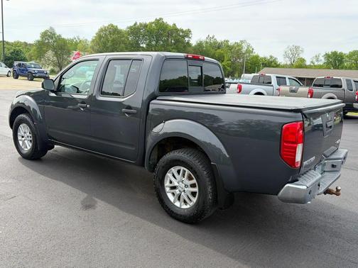 Black 2015 Nissan Frontier SV