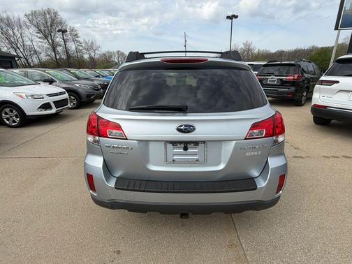 Blue 2013 Subaru Outback 2.5i Premium