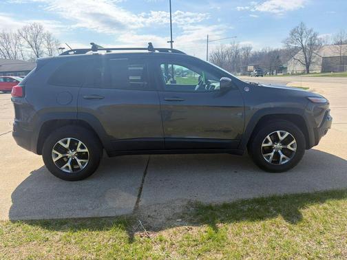 Granite Crystal Metallic Clearcoat 2015 Jeep Cherokee Sport