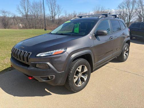 Granite Crystal Metallic Clearcoat 2015 Jeep Cherokee Sport