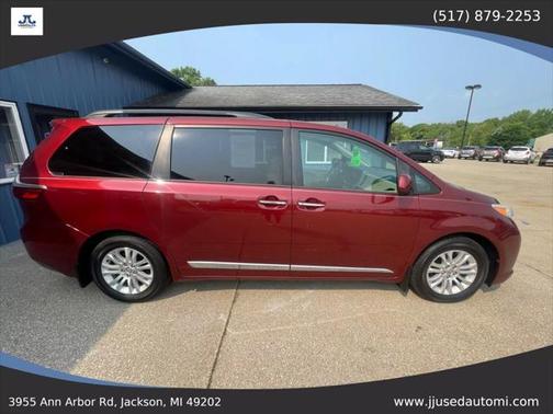 2016 Toyota Sienna XLE Premium