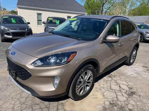 2021 Ford Escape SEL