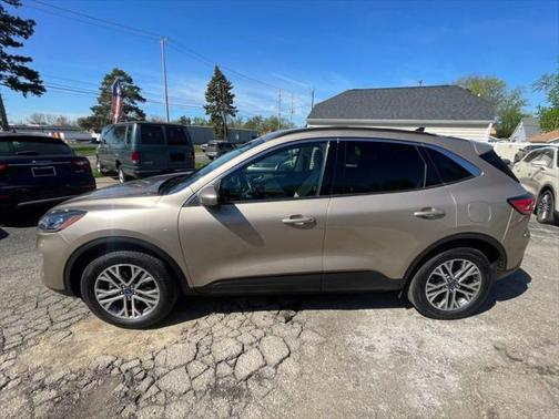 2021 Ford Escape SEL