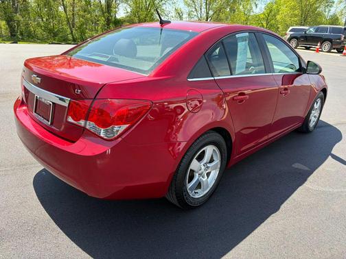 Red 2013 Chevrolet Cruze 1LT