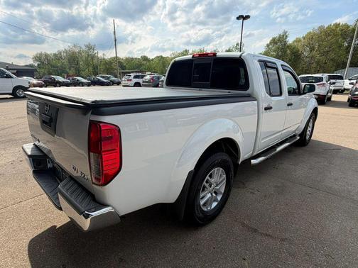 Glacier White 2018 Nissan Frontier SV