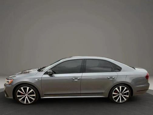 2018 Volkswagen Passat 3.6L V6 GT