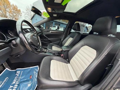 2018 Volkswagen Passat 3.6L V6 GT