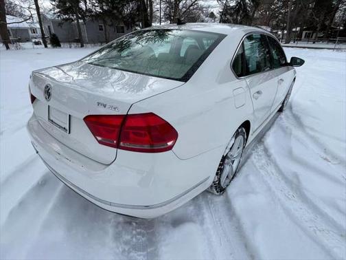2012 Volkswagen Passat 2.0 TDI SEL Premium