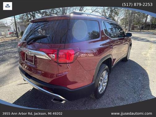 2017 GMC Acadia SLE-2