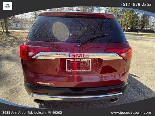 2017 GMC Acadia SLE-2