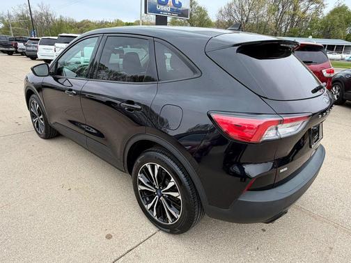 Black 2021 Ford Escape SE