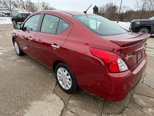 2019 Nissan Versa 1.6 SV