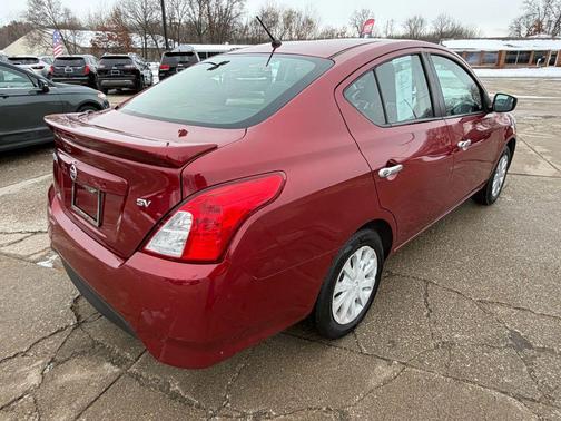 2019 Nissan Versa 1.6 SV