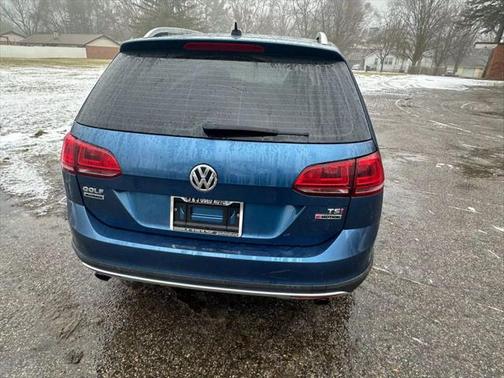 2017 Volkswagen Golf Alltrack TSI SE