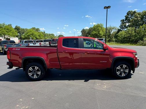 Red 2015 Chevrolet Colorado LT