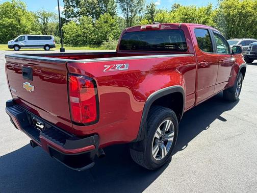 Red 2015 Chevrolet Colorado LT