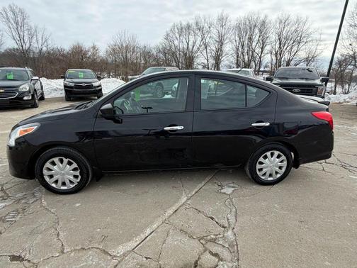 2015 Nissan Versa 1.6 SV