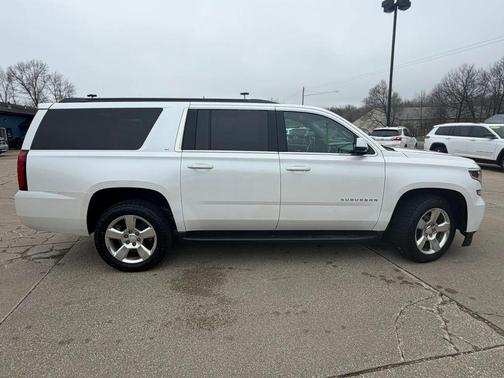 White 2016 Chevrolet Suburban LT
