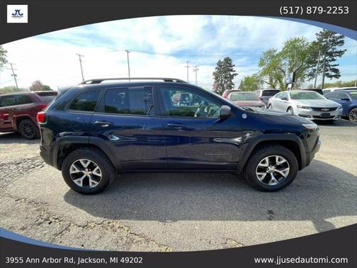 2016 Jeep Cherokee Sport