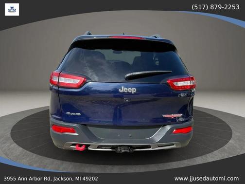 2016 Jeep Cherokee Sport