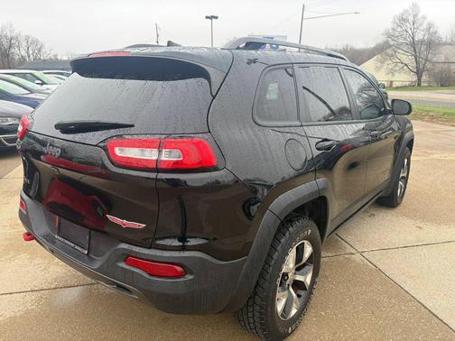 Diamond Black Crystal Pearlcoat 2017 Jeep Cherokee Sport