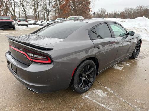 2018 Dodge Charger SXT Plus
