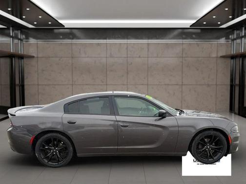 2018 Dodge Charger SXT Plus