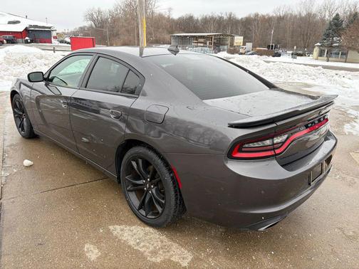 2018 Dodge Charger SXT Plus