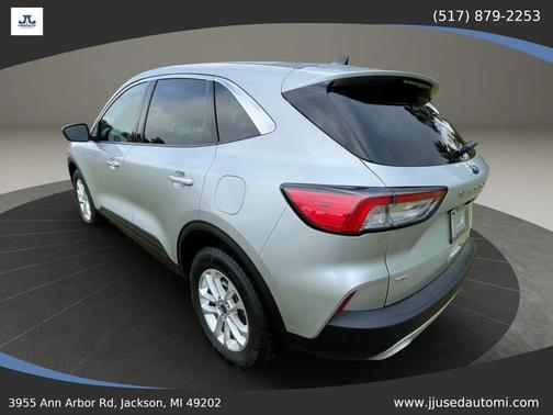 2020 Ford Escape SE