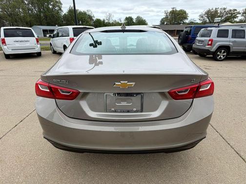 Mineral Gray Metallic 2023 Chevrolet Malibu FWD 1LT