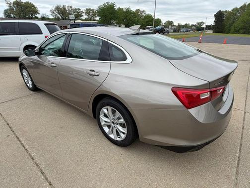 Mineral Gray Metallic 2023 Chevrolet Malibu FWD 1LT