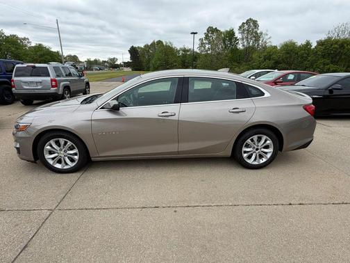 Mineral Gray Metallic 2023 Chevrolet Malibu FWD 1LT