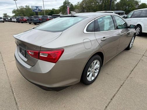 Mineral Gray Metallic 2023 Chevrolet Malibu FWD 1LT