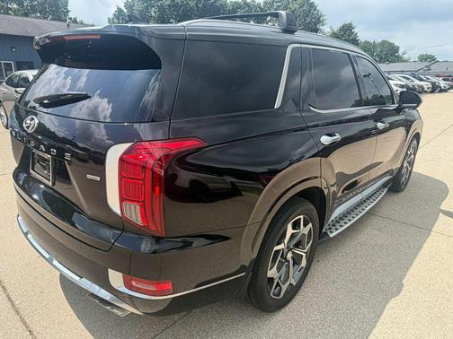 Becketts Black 2021 Hyundai PALISADE Calligraphy