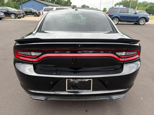 Pitch Black Clearcoat 2021 Dodge Charger SXT