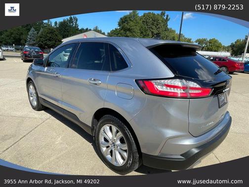2022 Ford Edge Titanium