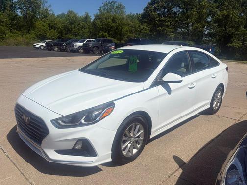 Quartz White Pearl 2018 Hyundai SONATA SE