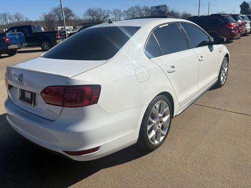 Pure White 2014 Volkswagen Jetta GLI Edition 30