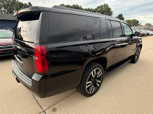 Black 2019 Chevrolet Suburban Premier
