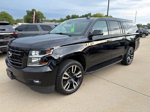 Black 2019 Chevrolet Suburban Premier