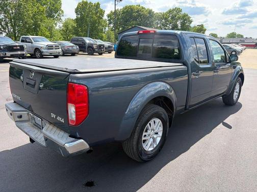 Blue 2014 Nissan Frontier SV