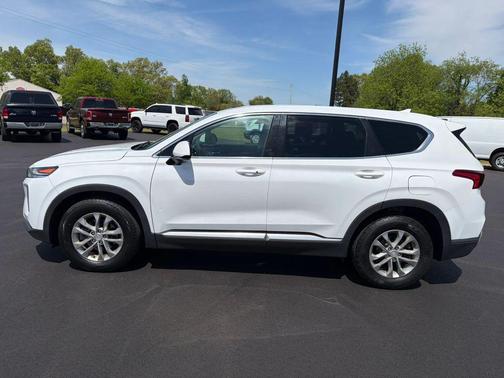 Quartz White 2019 Hyundai SANTA FE SEL 2.4